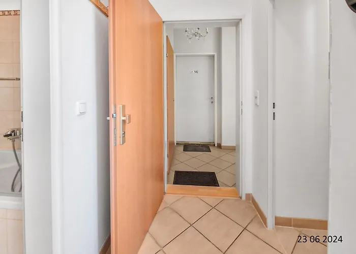 Elegant Three-bedroom Appartement Vienne