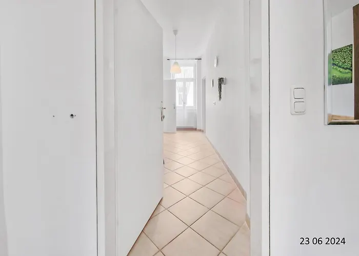 Appartement Elegant Three-bedroom *