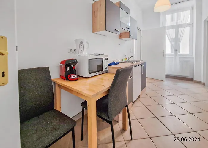 Elegant Three-bedroom Appartement Vienne