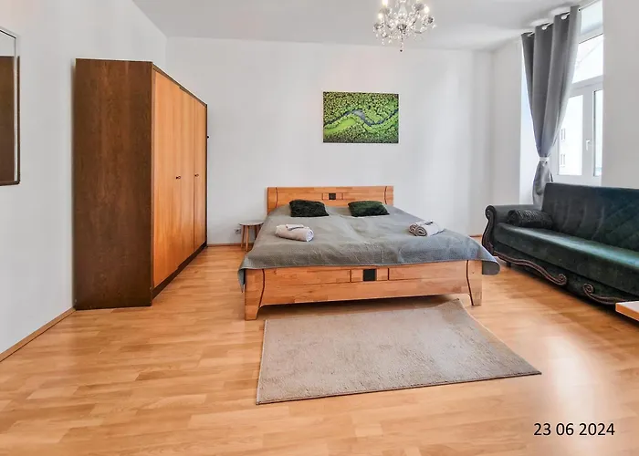 Elegant Three-bedroom
