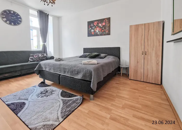 Appartement Elegant Three-bedroom *